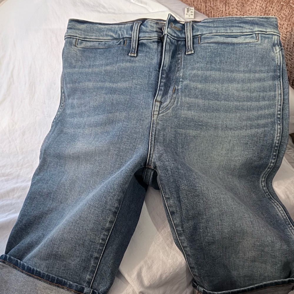 Madewell - Light Wash Denim Shorts
